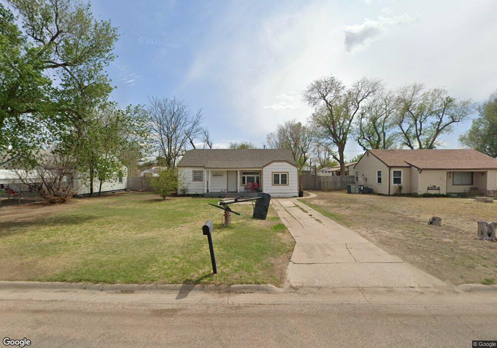 515 W 8th St, Hugoton, KS 67951 - photo 1