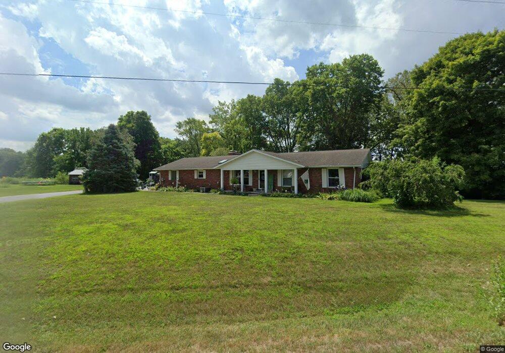 711 W Main St, Mentone, IN 46539 - photo 1