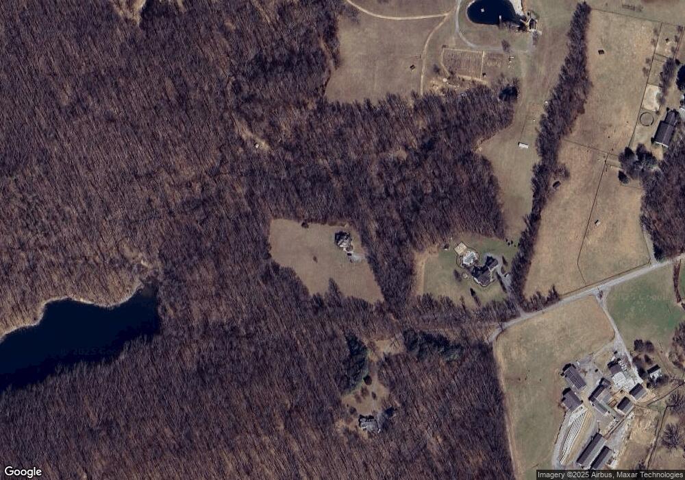 1724 Oakland Rd, Reisterstown, MD 21136 - photo 1