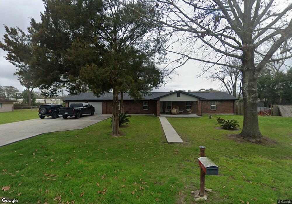 1203 Pine St, Alvin, TX 77511 - photo 1