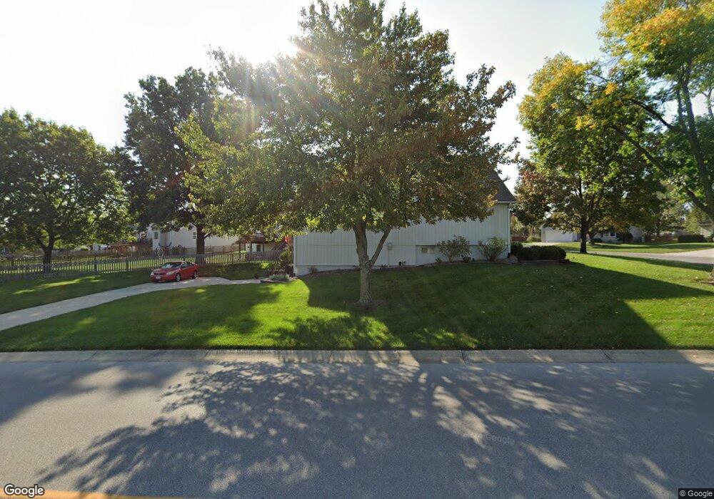 236 SW Seagull St, Lees Summit, MO 64082 - photo 1