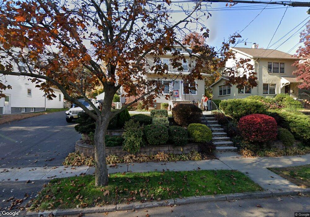 302 Sylvan St, Rutherford, NJ 07070 - photo 1