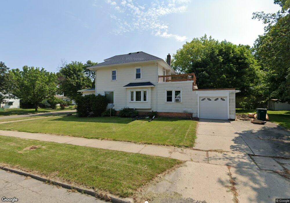 1419 W Ottawa St, Lansing, MI 48915 - photo 1