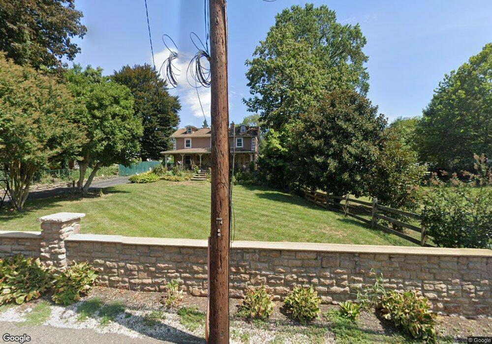 120 N Providence Rd, Wallingford, PA 19086 - photo 1