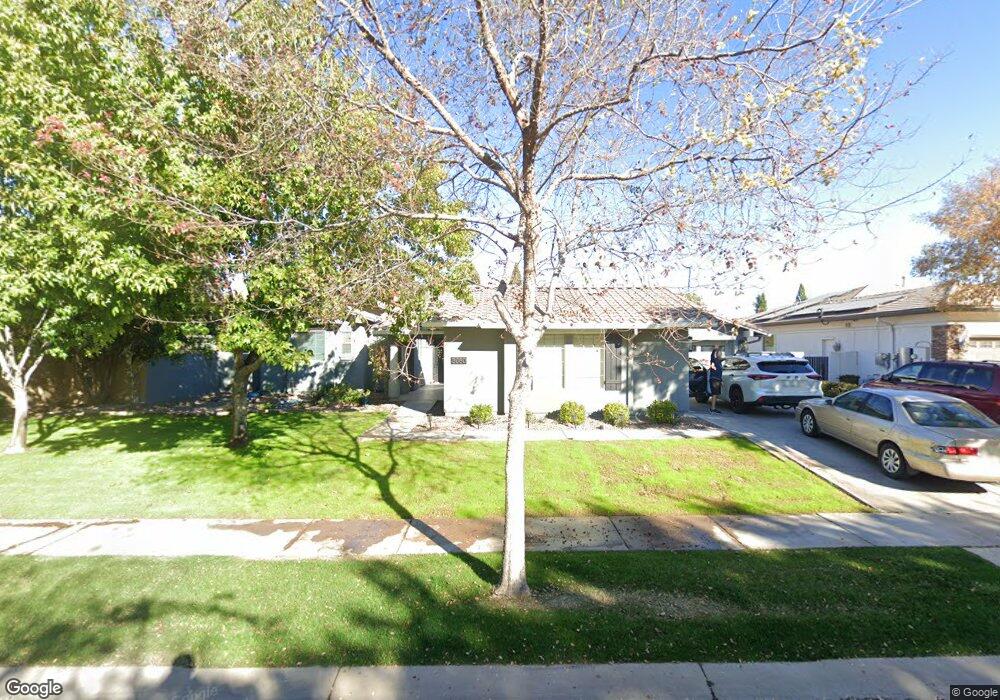 3080 E Comstock Dr, Gilbert, AZ 85296 - photo 1