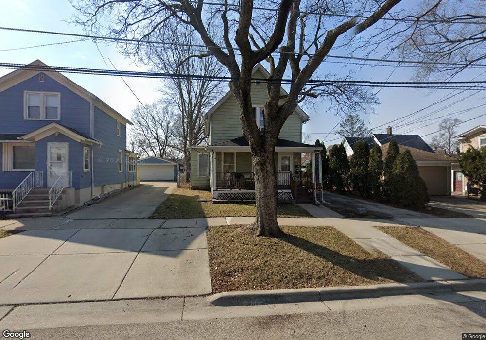 211 Seneca St, Elgin, IL 60120 - photo 1