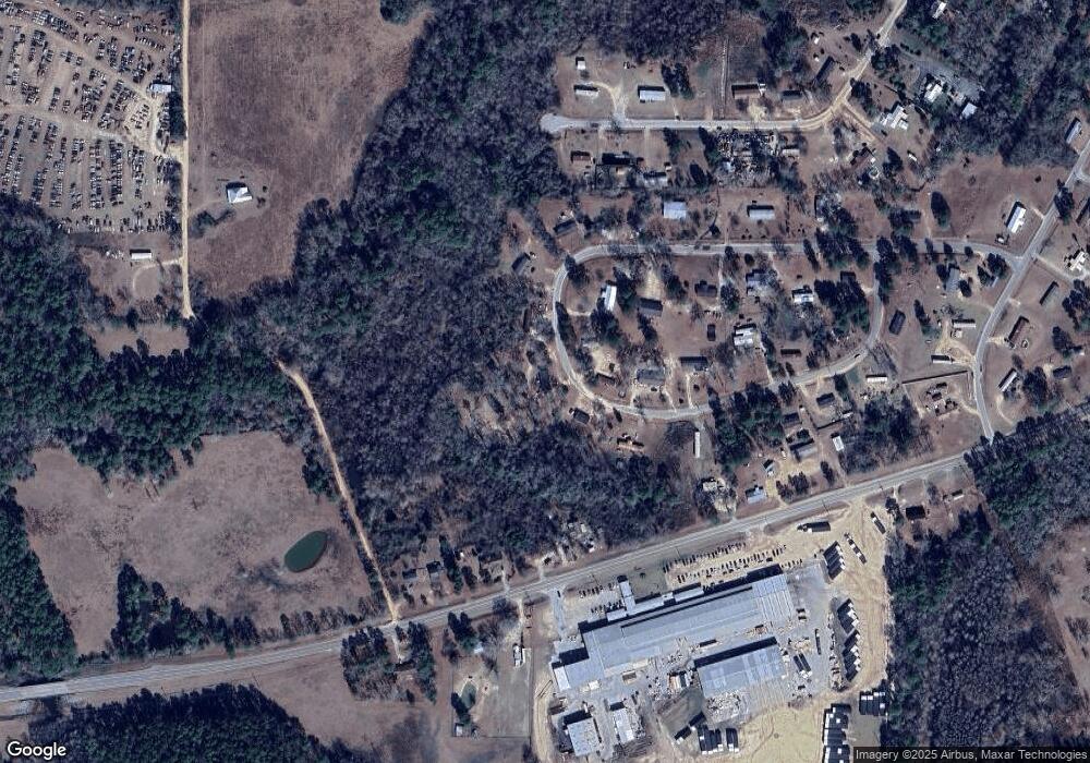 334 Live Oak Cir unit 34, Broxton, GA 31519 - photo 1