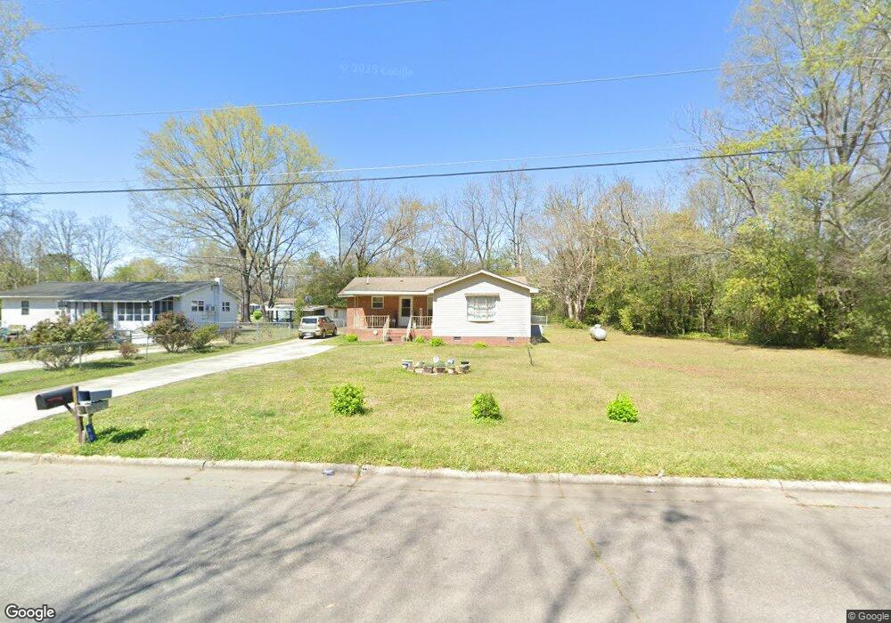 428 Mckenzie St, Laurinburg, NC 28352 - photo 1