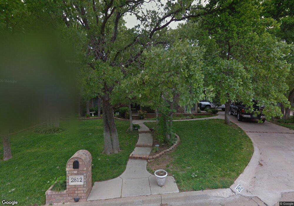 2812 Briarwood Dr, Duncan, OK 73533 - photo 1