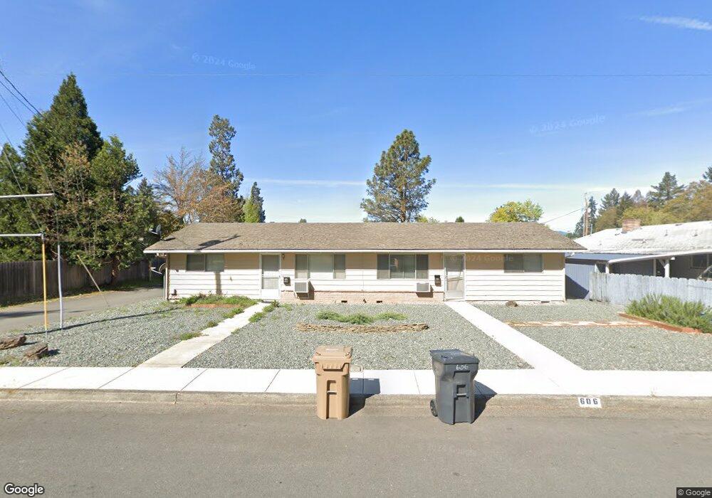 606 SW Westholm Ave, Grants Pass, OR 97526 - photo 1