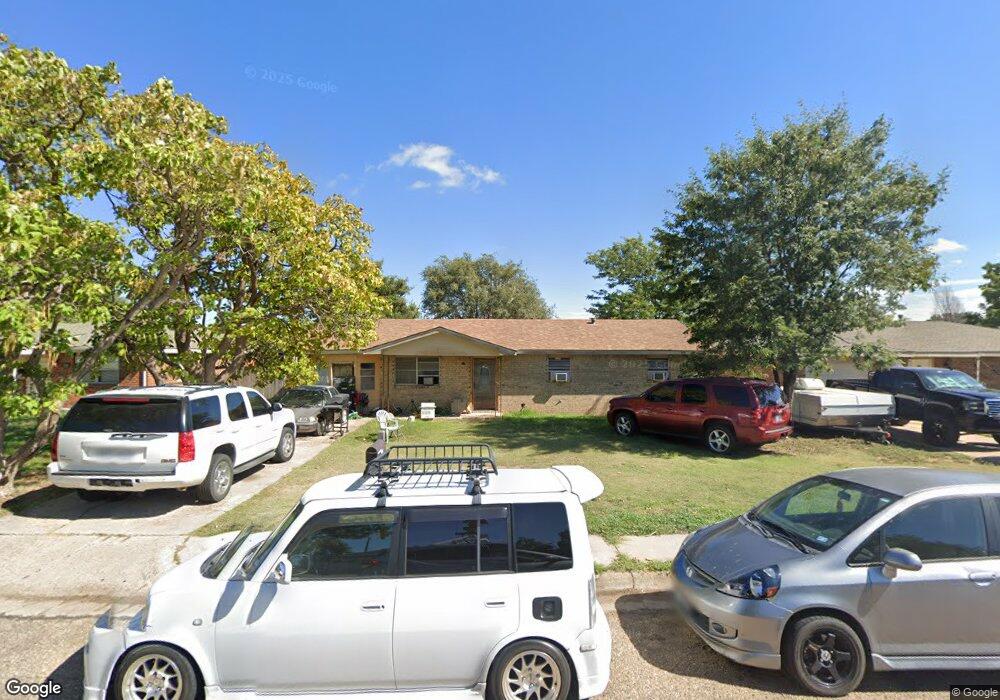 608 Pine Ave, Dumas, TX 79029 - photo 1