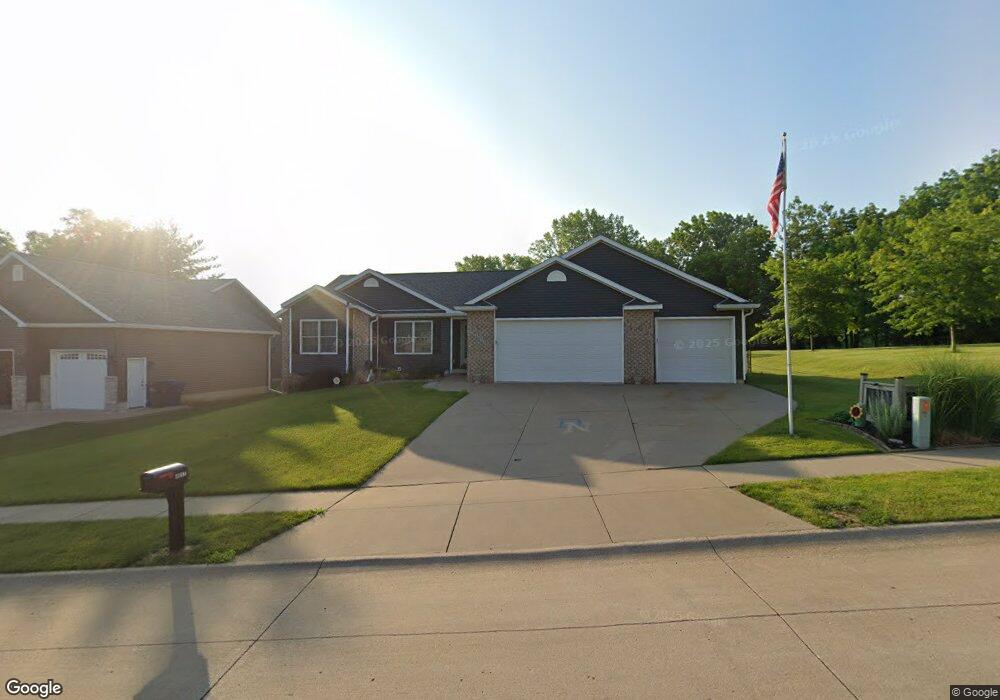 4617 N Sturdevant St, Davenport, IA 52806 - photo 1