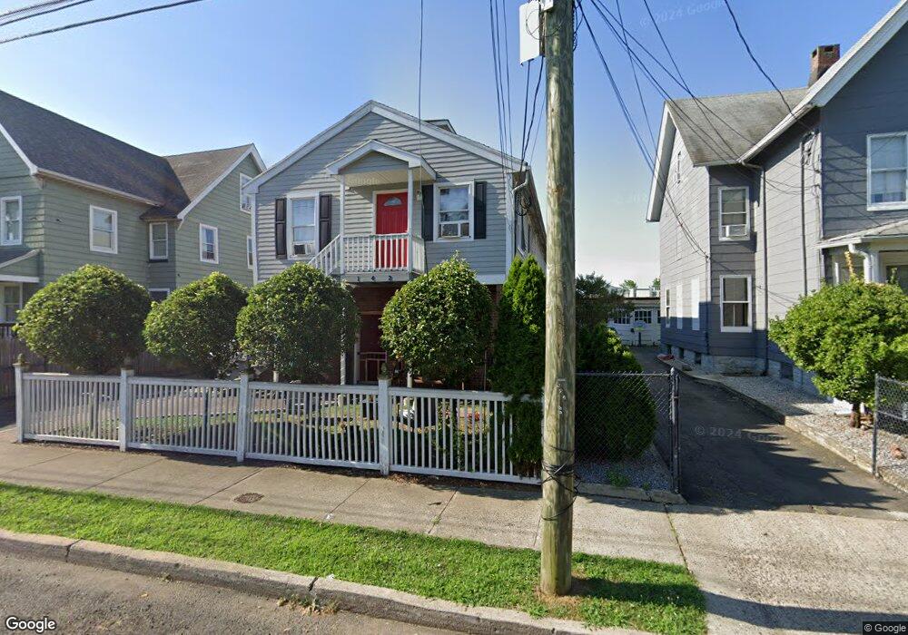 142 Shelton St, Bridgeport, CT 06608 - photo 1