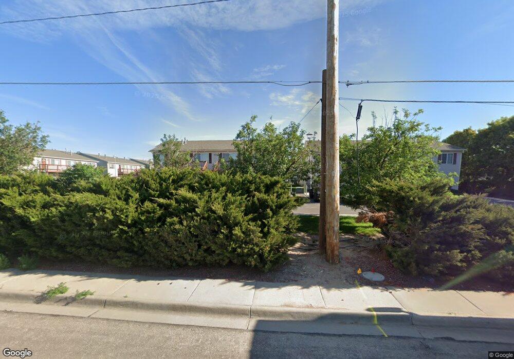 4008 Cheyenne St, Cheyenne, WY 82001 - photo 1