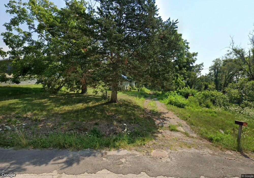 1115 Hillside Dr NW, Cedar Rapids, IA 52405 - photo 1