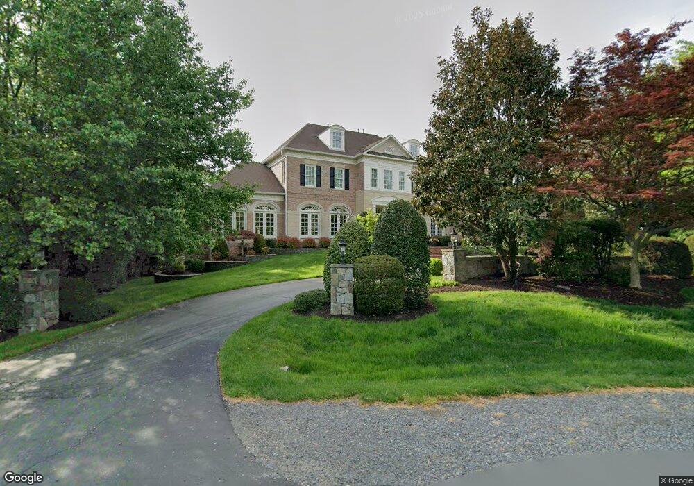 1187 Windrock Dr, McLean, VA 22102 - photo 1