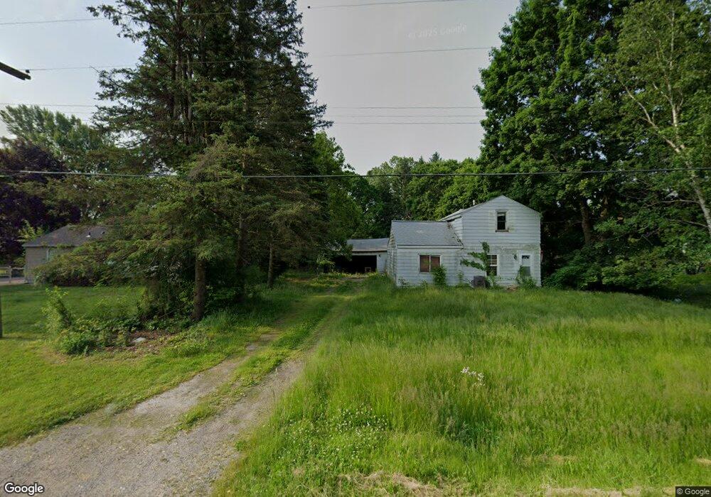 4402 E Coldwater Rd, Flint, MI 48506 - photo 1