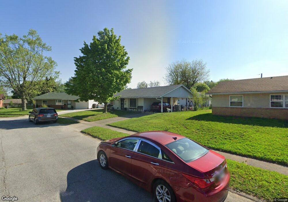 2911 Centre Ct, Indianapolis, IN 46203 - photo 1