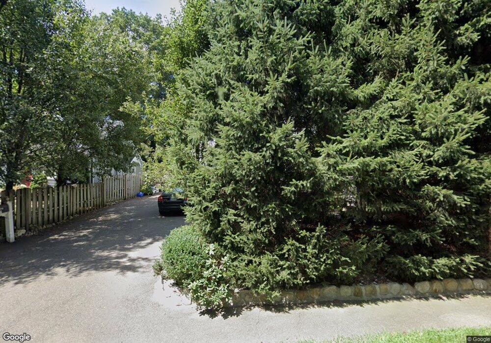 77 Silvermine Ave, Norwalk, CT 06850 - photo 1