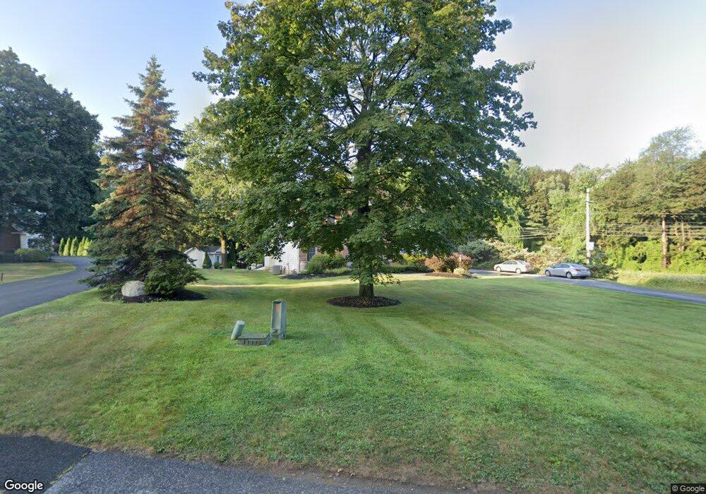 3 Hunts End La, Colonie Tov, NY 12211 - photo 1