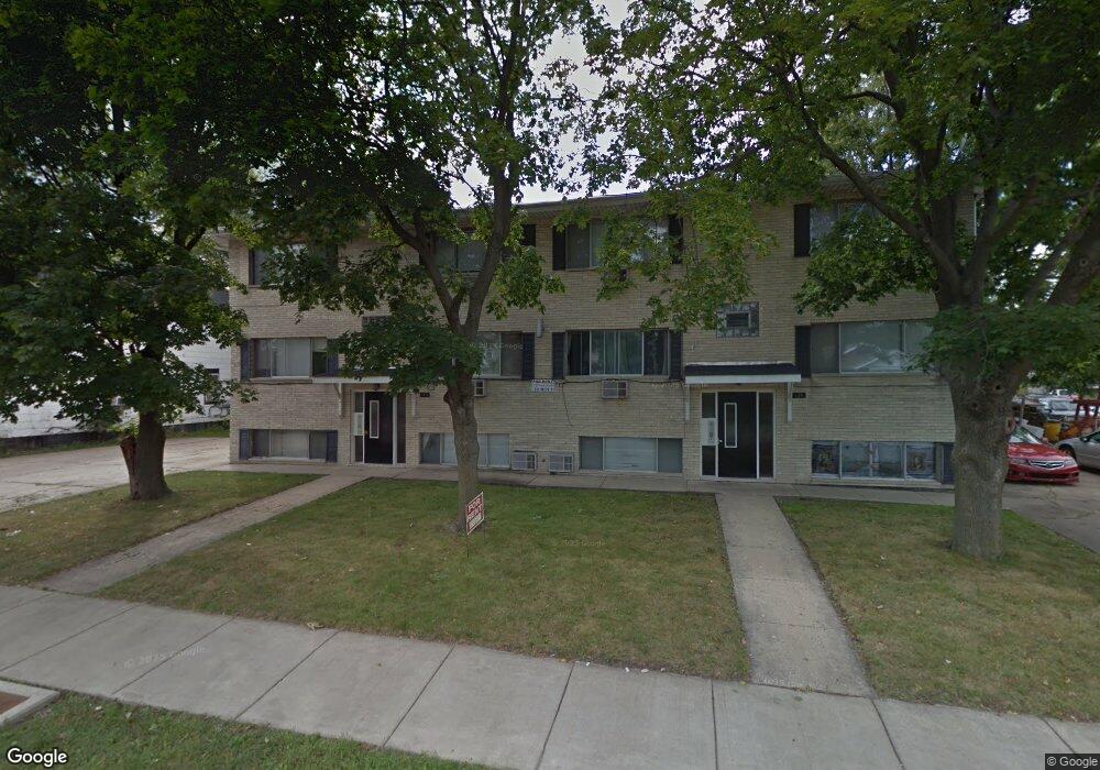 128 S Lewis Ave, Waukegan, IL 60085 - photo 1