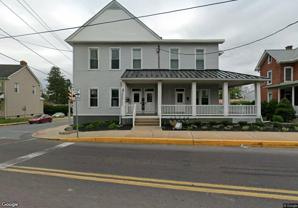 252 E Main St, New Holland, PA 17557 - photo 1