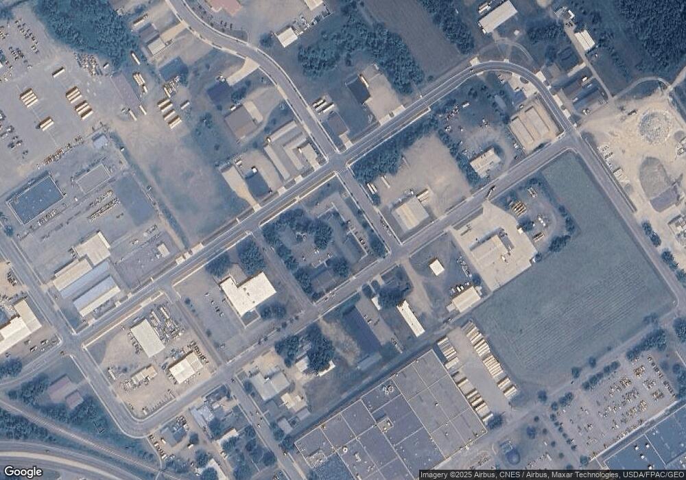 1915 N Spring St, New Ulm, MN 56073 - photo 1