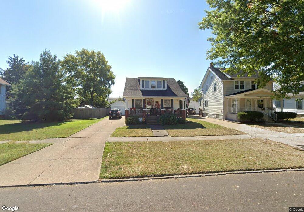 2516 E 30th St, Lorain, OH 44055 - photo 1