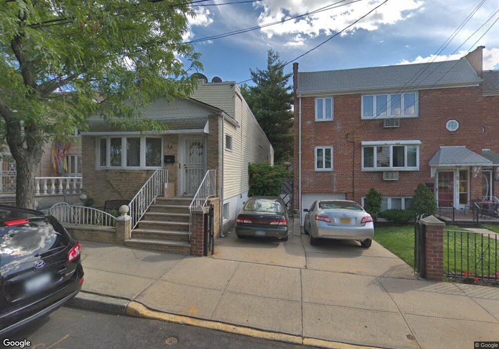 8918 Desarc Rd, Ozone Park, NY 11417 - photo 1