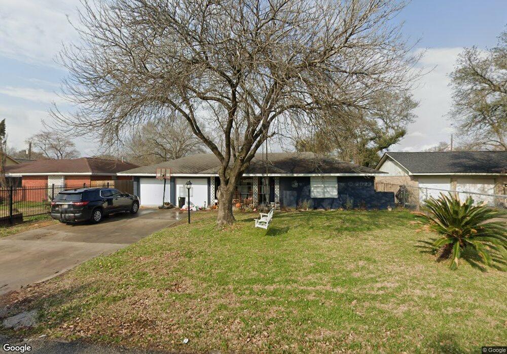13117 Louisville St, Houston, TX 77015 - photo 1