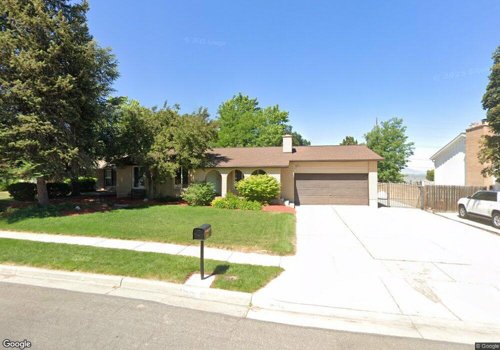 8364 S 1330 E, Sandy, UT 84093 - photo 1