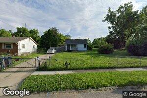 257 E York Ave, Flint, MI 48505