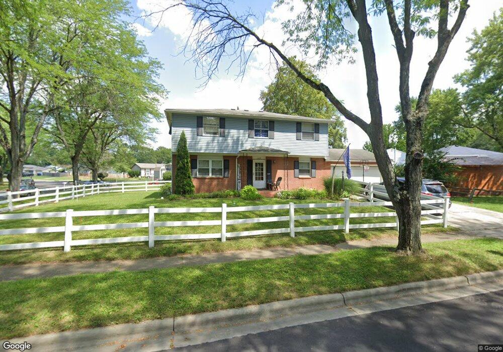 1639 Fall Brook Rd, Columbus, OH 43223 - photo 1