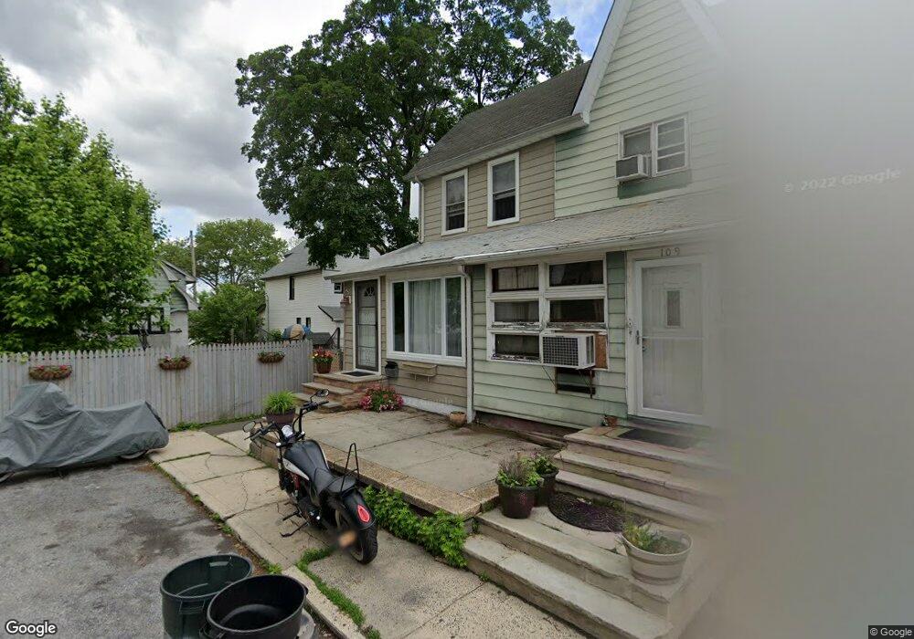 111 Delafield Place, Staten Island, NY 10310 - photo 1