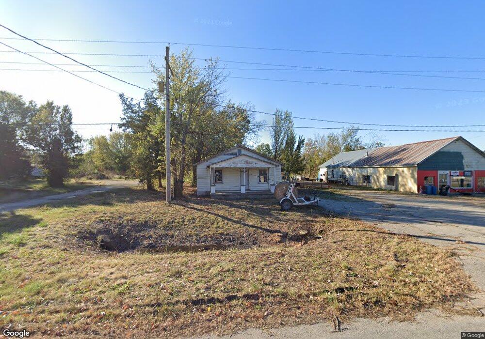 3816 Main St, Parsons, KS 67357 - photo 1