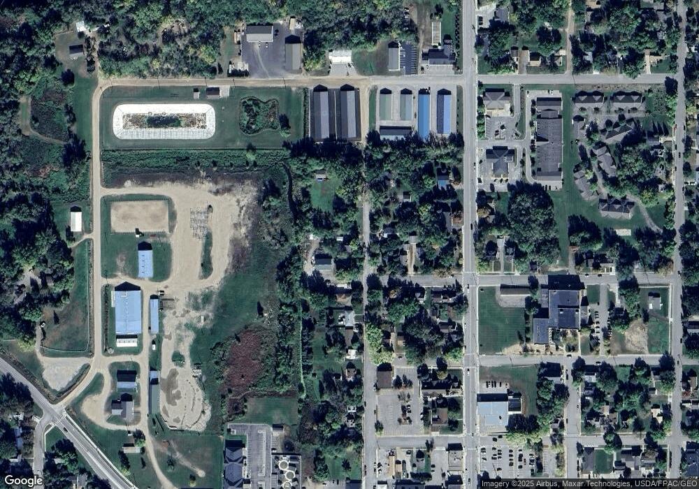 305 1st St NW, Glenwood, MN 56334 - photo 1