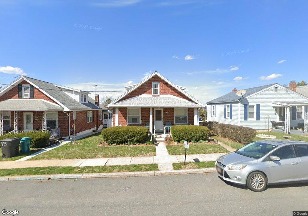 971 Upland Ave, Reading, PA 19607 - photo 1