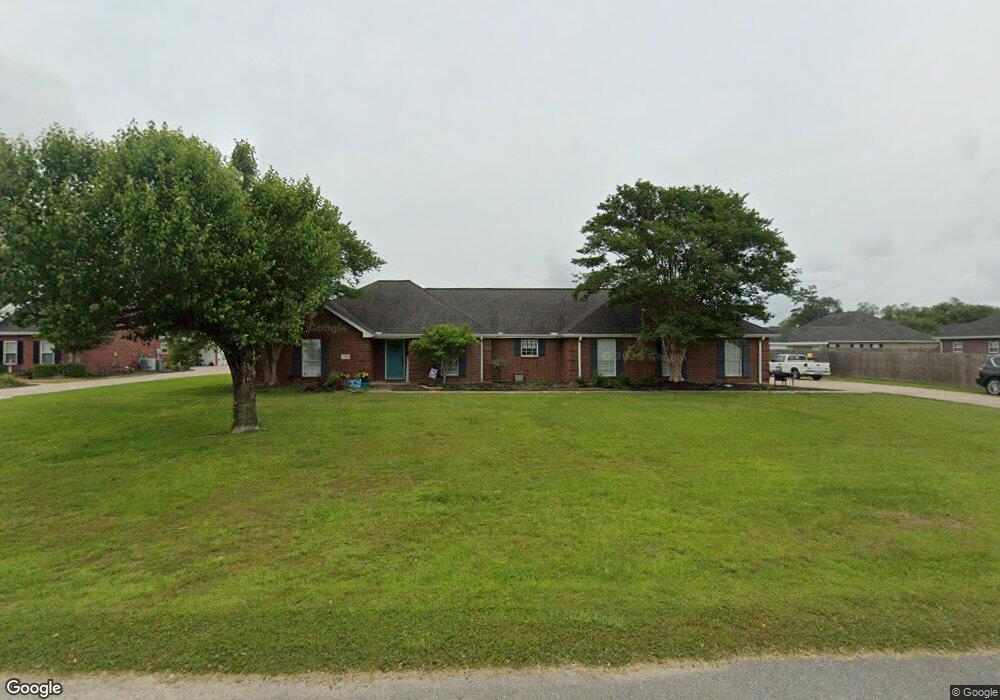 1124 Oak Leaf Ln, Lake Charles, LA 70605 - photo 1