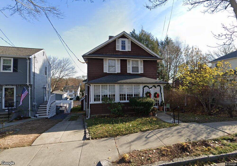 164 Newport St, Arlington, MA 02476 - photo 1