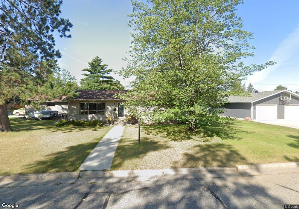 717 SW 6th Ave, Grand Rapids, MN 55744 - photo 1