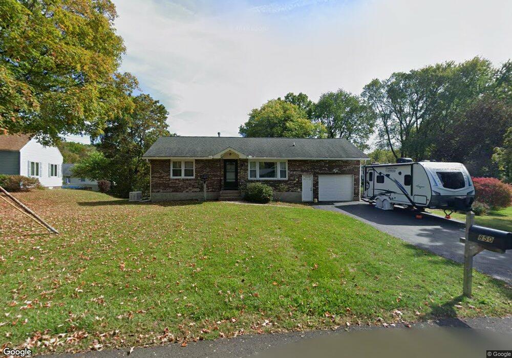 850 Barton Place, Schenectady, NY 12309 - photo 1