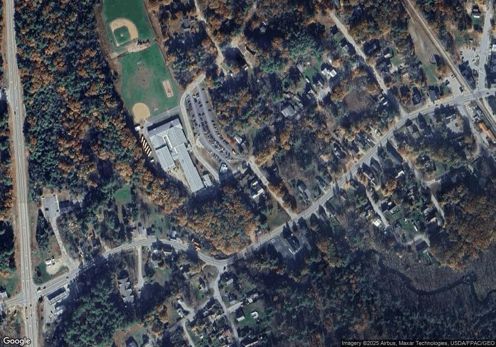 37 Burroughs Rd, Sanbornville, NH 03872 - photo 1