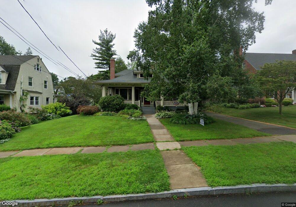 21 Beverly Rd, West Hartford, CT 06119 - photo 1