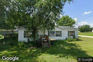 102 N 6th St, Avoca, WI 53506