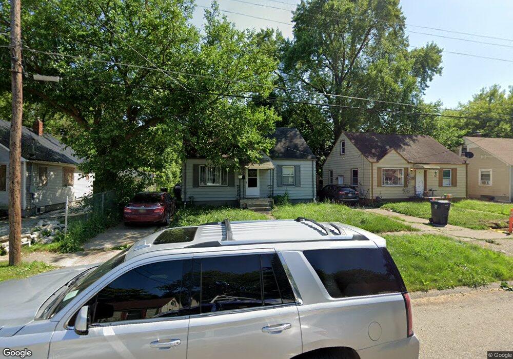 719 Waldman Ave, Flint, MI 48507 - photo 1