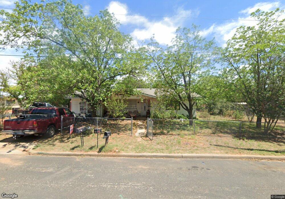 212 Shaw Ave, Fredericksburg, TX 78624 - photo 1