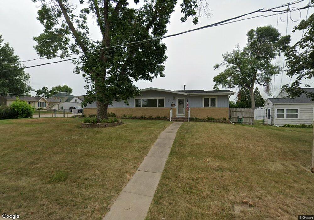 2128 L St SW, Cedar Rapids, IA 52404 - photo 1