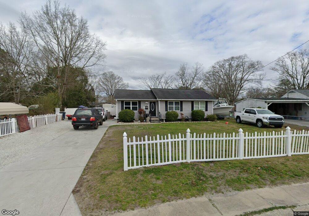 704 Elm St, Jacksonville, NC 28540 - photo 1