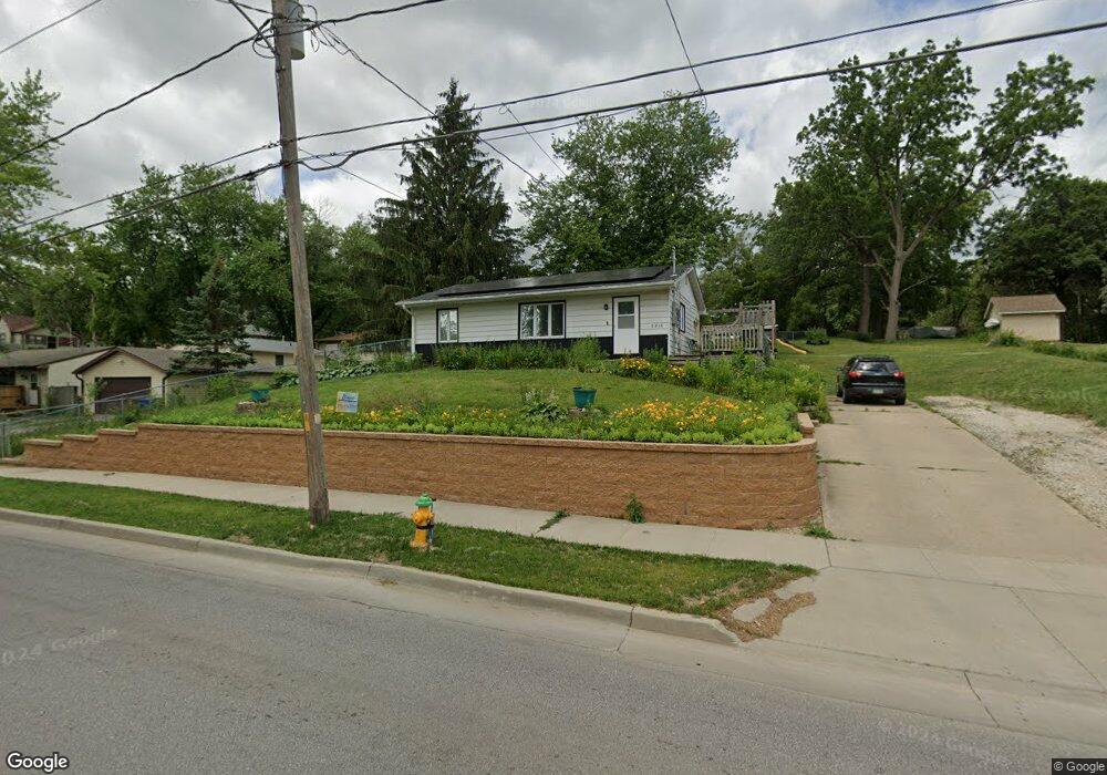 2816 South Union St, Des Moines, IA 50315 - photo 1