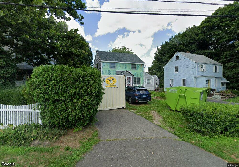 1366 Broadbridge Ave, Stratford, CT 06615 - photo 1